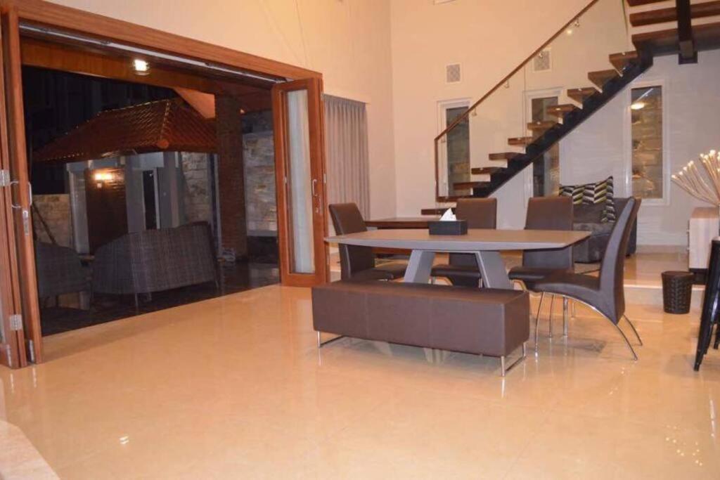 Villa Agro Kusuma Pinus R7 Batu  Kültér fotó
